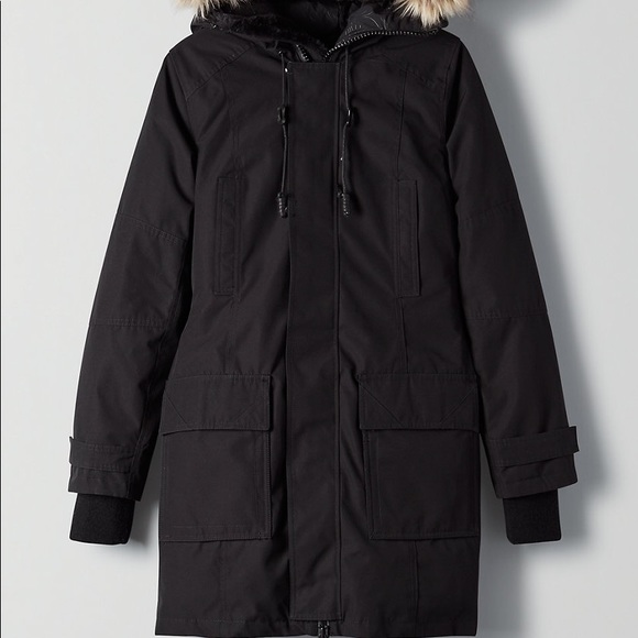 Aritzia Bancroft Winter Jacket Slim Fit small - Picture 6 of 9